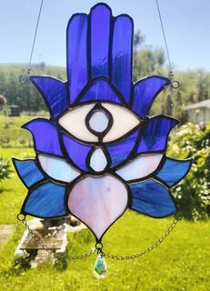 Hamsa lotus